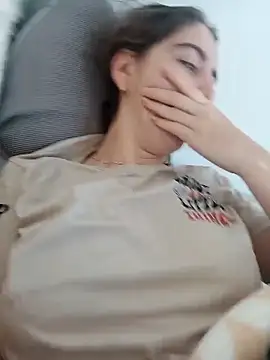 laparejaideal08 online show from February 12, 10:32 am