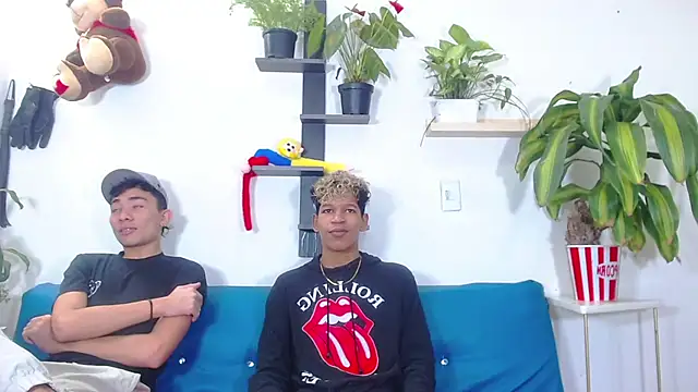 Snapshot of Stephen_Angel chatting on May 11, 5:43 pm Stephen Angel online show from May 11, 5:43 pm