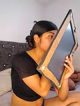 Roxan King online show from February 11, 4:56 pm