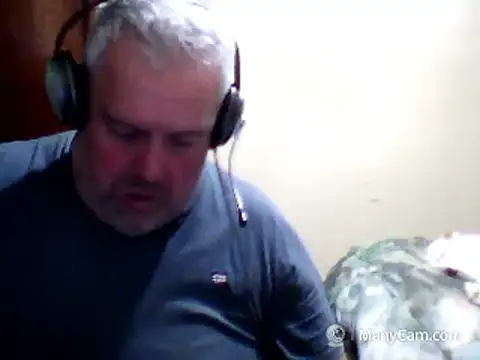 swichcassanesi online show from April 30, 8:57 pm