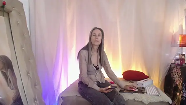 laurasofia45 online show from June 27, 3:00 am