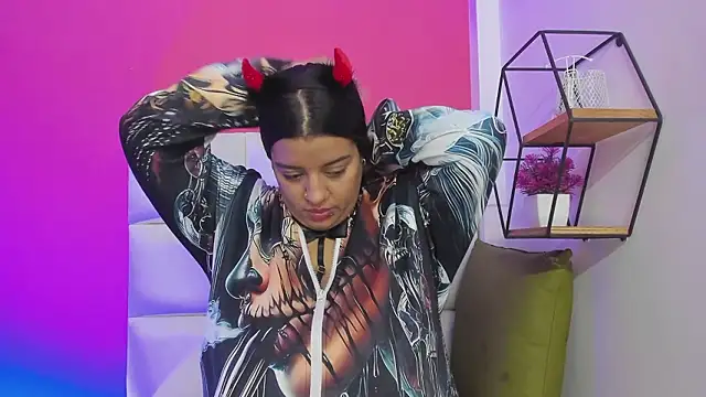 Roxy sexy69  online show from March 11, 3:45 am