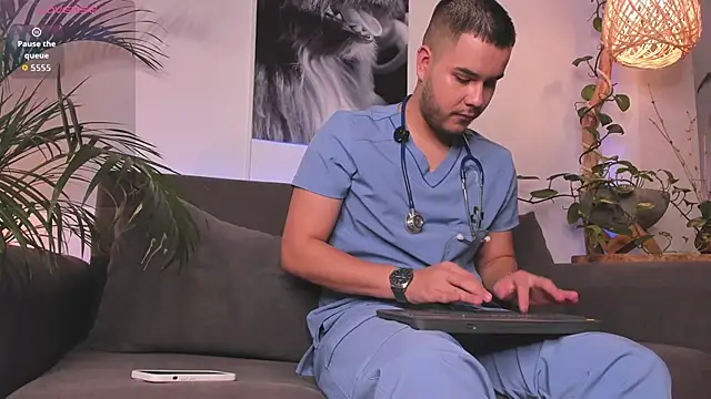 Sebastian Foxxx online show from March 4, 12:05 am