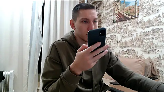 Snapshot of markbodrov chatting on May 27, 7:22 pm markbodrov online show from May 27, 7:22 pm