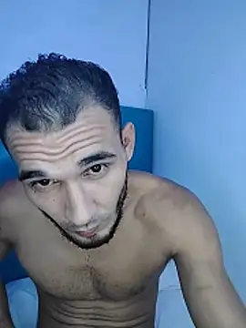 Snapshot of junior_men22 chatting on March 11, 3:18 pm junior men22 online show from March 11, 3:18 pm