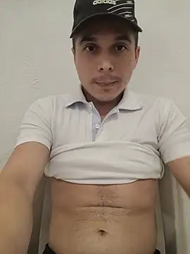 Reuss25 online show from August 4, 7:33 am