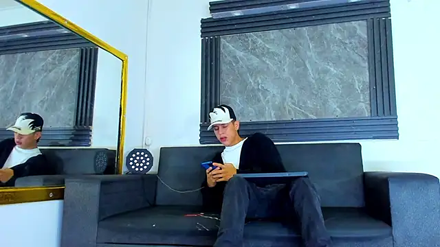 Dominic 26 online show from February 8, 5:22 am