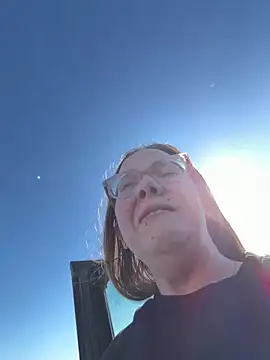 lickablelynn87 online show from February 25, 3:32 pm