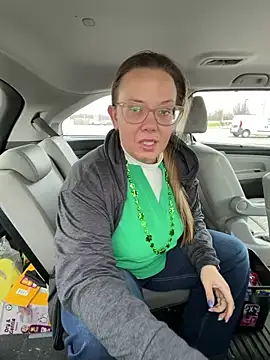 lickablelynn87 online show from March 17, 5:38 pm