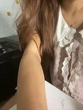Mary 006 online show from May 8, 5:29 pm