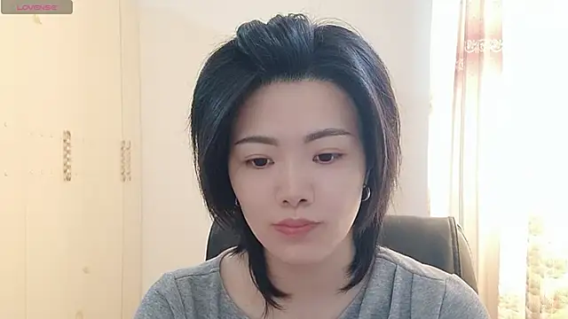 Snapshot of Nikishine chatting on May 17, 3:59 am Nikishine online show from May 17, 3:59 am