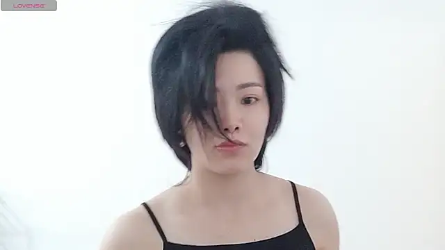 Snapshot of Nikishine chatting on May 19, 2:18 am Nikishine online show from May 19, 2:18 am