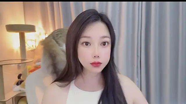 Snapshot of Yumi_yuni chatting on June 4, 1:00 am Yumi yuni online show from June 4, 1:00 am
