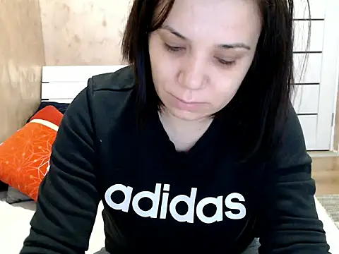 LorraGrey online show from February 6, 6:18 am