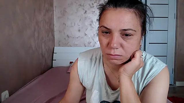 LorraGrey online show from July 5, 3:34 am