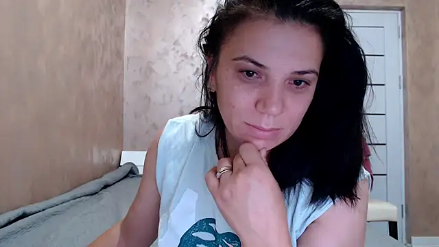 LorraGrey online show from July 13, 3:42 am