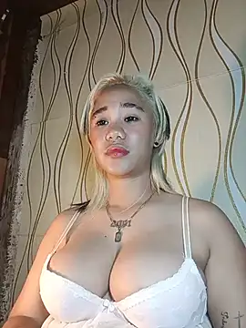 Snapshot of morena_joy69 chatting on July 14, 10:21 am morena joy69 online show from July 14, 10:21 am