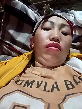 hot-luna- online show from February 9, 9:08 pm