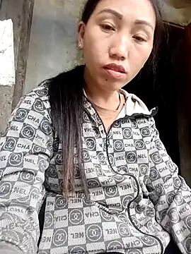 hot-luna- online show from February 16, 10:22 am