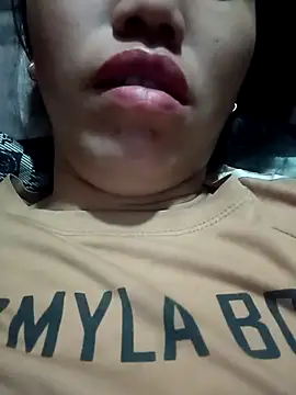 hot-luna- online show from March 5, 12:23 pm