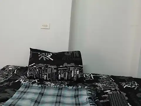 Snapshot of Amari_26 chatting on February 1, 7:18 am Amari 26 online show from February 1, 7:18 am