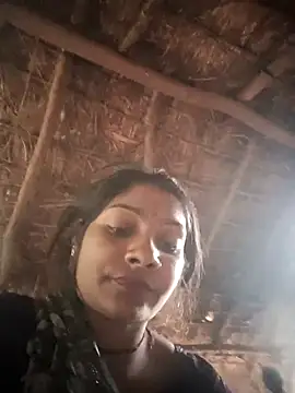 Hotty raghni online show from February 18, 2:40 am