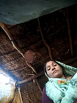 Hotty raghni online show from March 8, 2:26 am