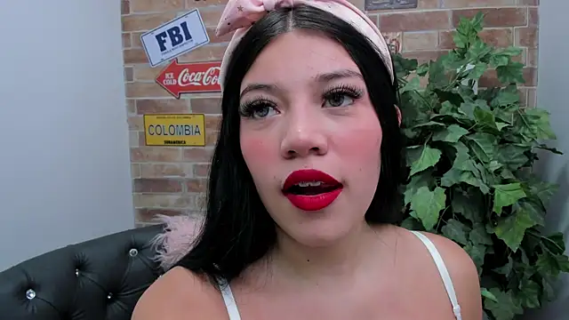 foxy vera online show from April 25, 11:02 am
