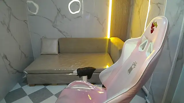 Valerie moon b online show from February 8, 12:41 pm