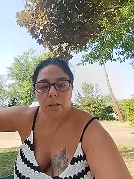 Snapshot of pulpeuse64 chatting on July 14, 8:08 am pulpeuse64 online show from July 14, 8:08 am