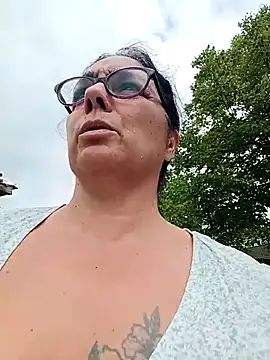 Snapshot of pulpeuse64 chatting on July 30, 1:54 pm pulpeuse64 online show from July 30, 1:54 pm