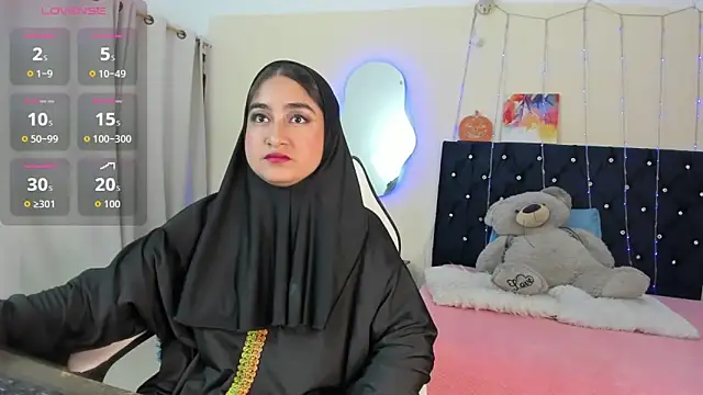 Snapshot of SamiraAwada chatting on May 5, 7:11 pm SamiraAwada online show from May 5, 7:11 pm