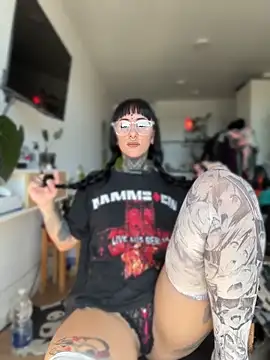 xsadtanas online show from April 24, 3:47 pm