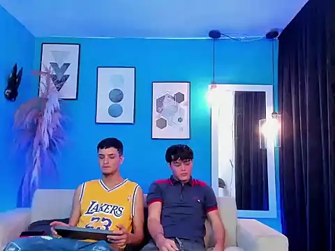 KingOfHeavens 2 online show from February 5, 1:10 am