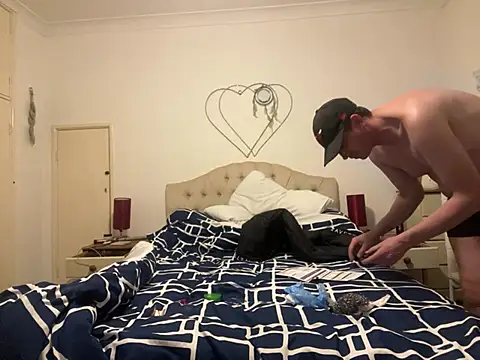 malcolm2334 online show from July 22, 8:44 pm