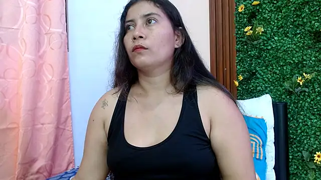 calimasalas2 online show from March 8, 4:44 pm