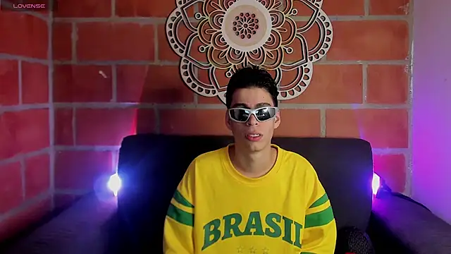 juan posada online show from March 7, 4:04 pm