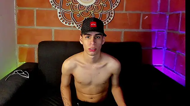 juan posada online show from March 11, 2:28 am