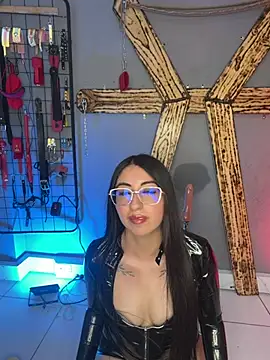 Miss Electra and Iris online show from July 31, 8:30 pm