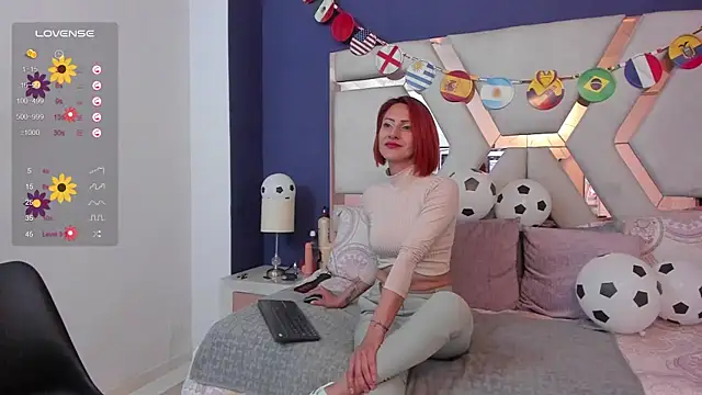 Sara Evaanns online show from July 16, 4:24 pm