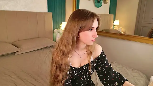 Tara Keats online show from July 5, 3:52 pm