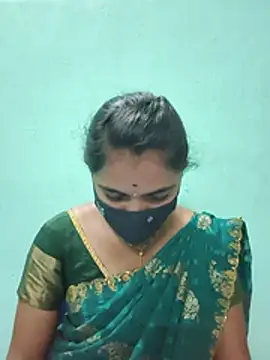 Snapshot of Tamil_Hot_Shana chatting on May 23, 3:23 am Tamil Hot Shana online show from May 23, 3:23 am