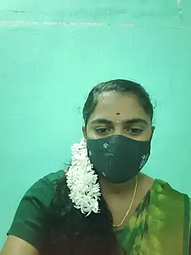 Snapshot of Tamil_Hot_Shana chatting on June 6, 3:00 am Tamil Hot Shana online show from June 6, 3:00 am