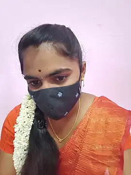 Snapshot of Tamil_Hot_Shana chatting on June 13, 1:47 am Tamil Hot Shana online show from June 13, 1:47 am