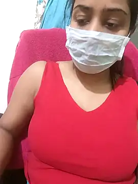 MidnightVibes  online show from February 19, 5:31 pm