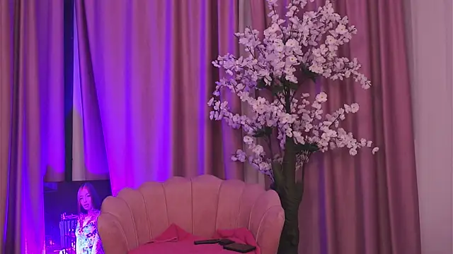 CassandraFoxy online show from February 6, 5:23 am