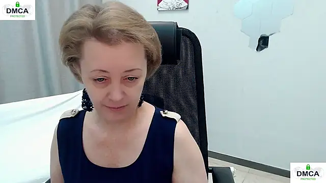 MONA W online show from May 10, 7:35 am