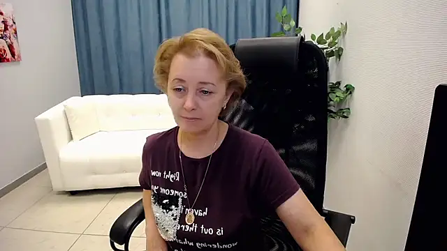 MONA W online show from June 17, 10:50 am