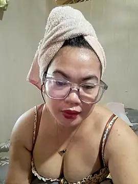 Zyramae 25 online show from April 28, 5:01 am
