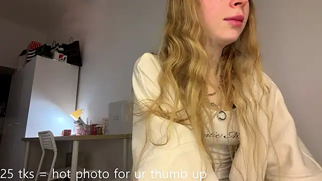 Flexiblegirl online show from March 14, 5:18 pm